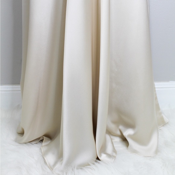 Fame & Partners Two-Piece Gown - Picture 6 of 14